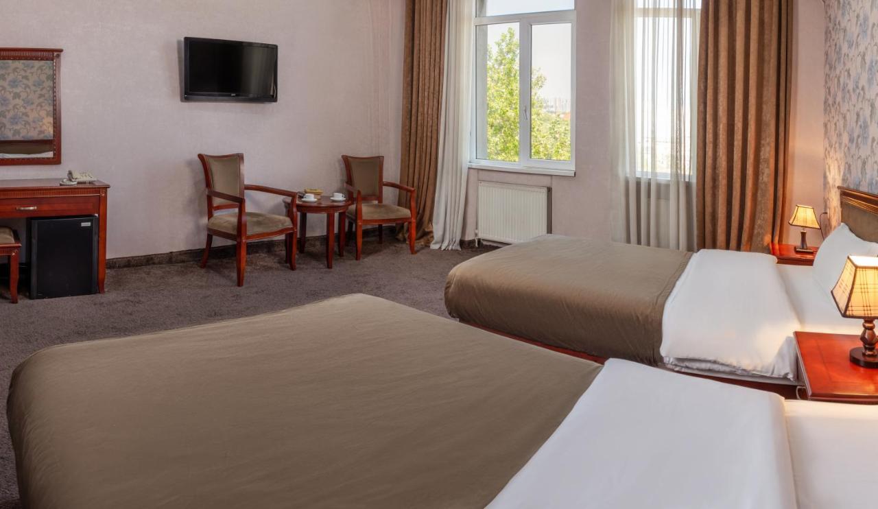 Margo Palace Hotel Tbilisi Eksteriør bilde