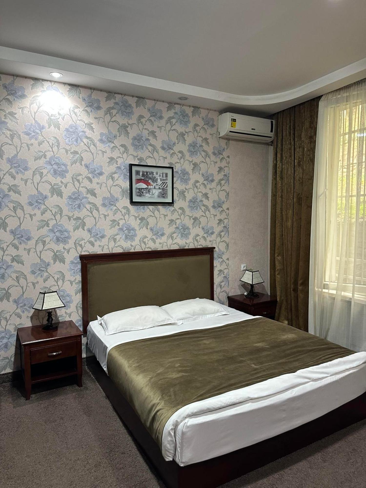 Margo Palace Hotel Tbilisi Eksteriør bilde